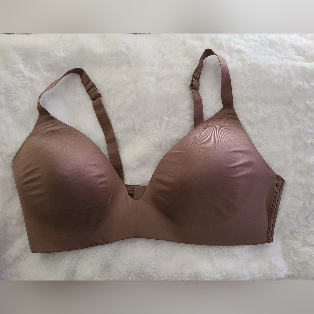 Skims Bra size 44D Wireless Form T-shirt Demi Bra